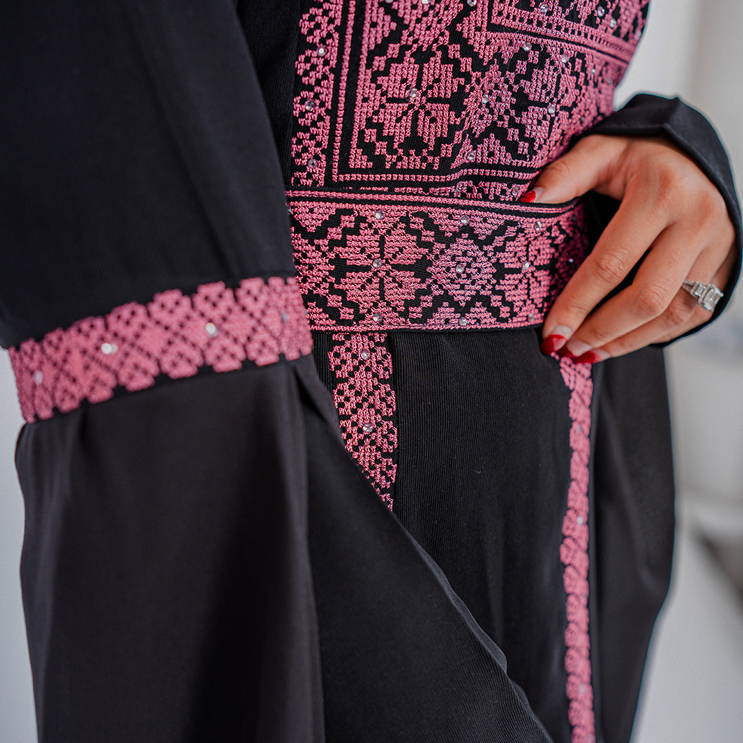 Rafah Abaya (Purple & Black)