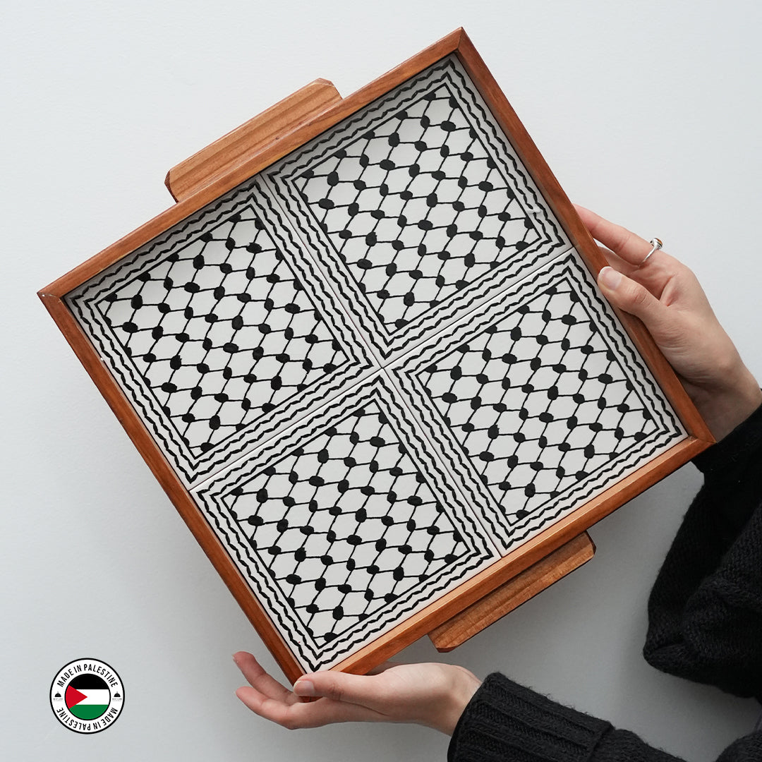 Kuffiyeh Wooden Tray (30x30cm)